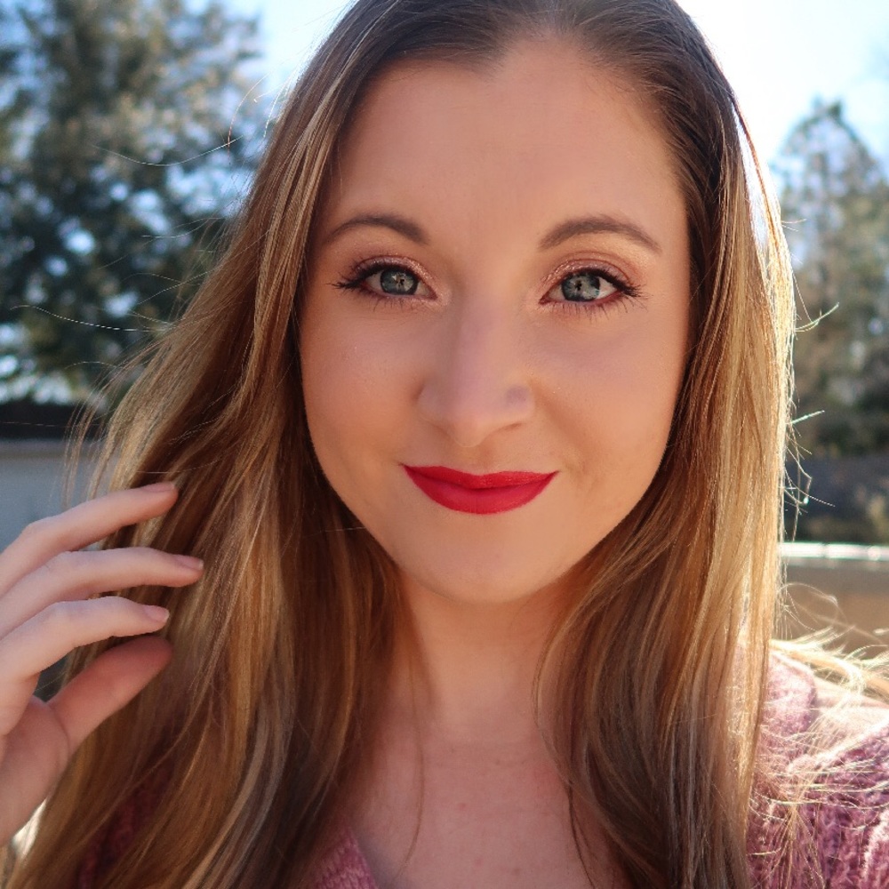 Meet your Posher, Brooke